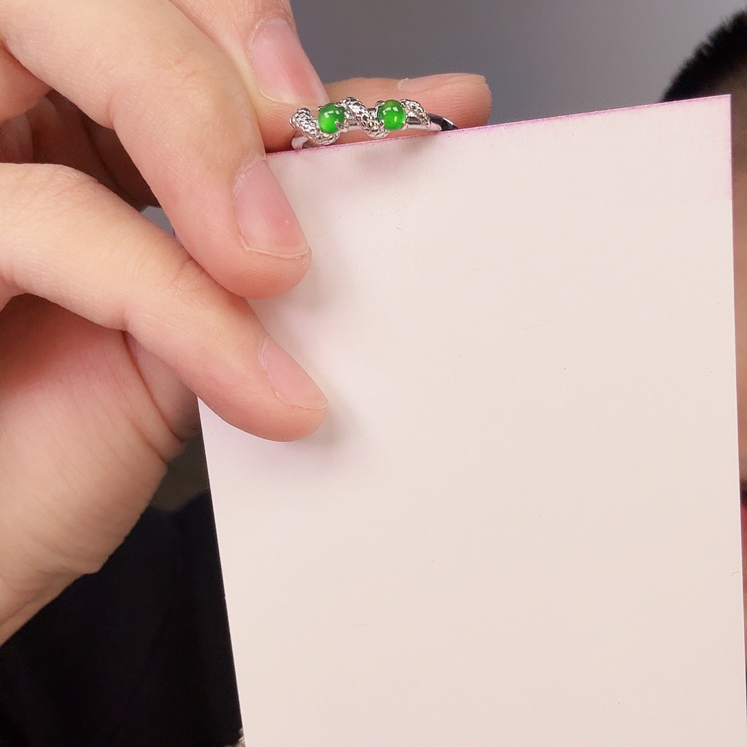 翡翠颈饰银S925镶嵌一件