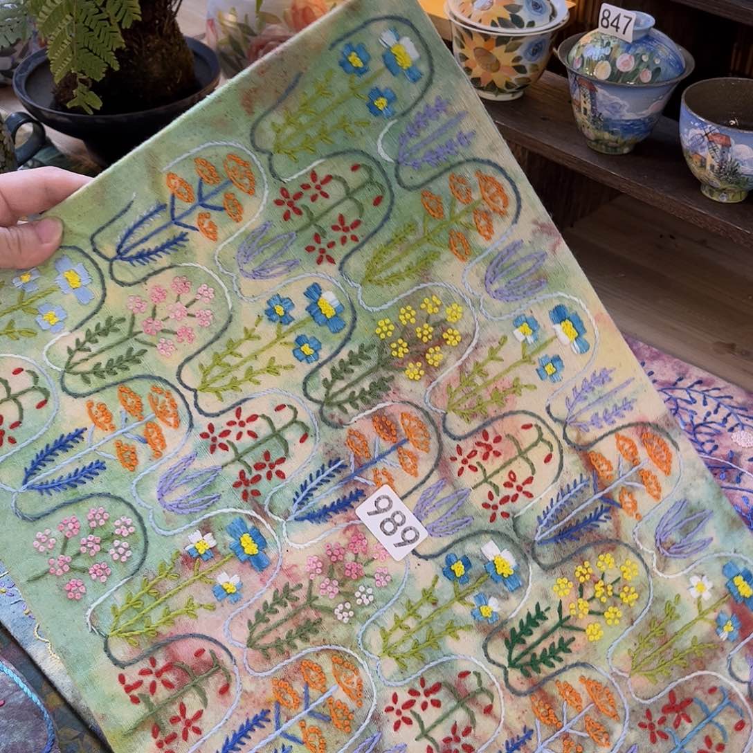 规格28.42刺子绣茶席