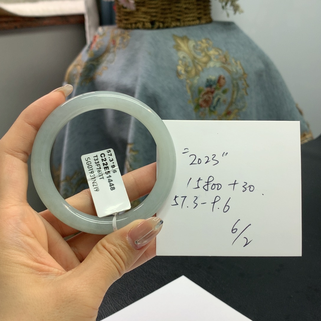 翡翠手镯未镶嵌?***3缅甸翡翠手镯