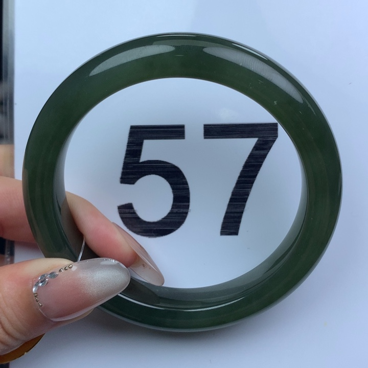 未镶嵌手串和田玉1