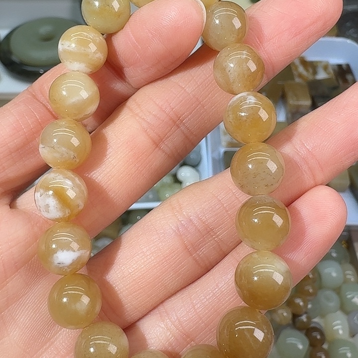 和田玉（糖玉）未镶嵌手链