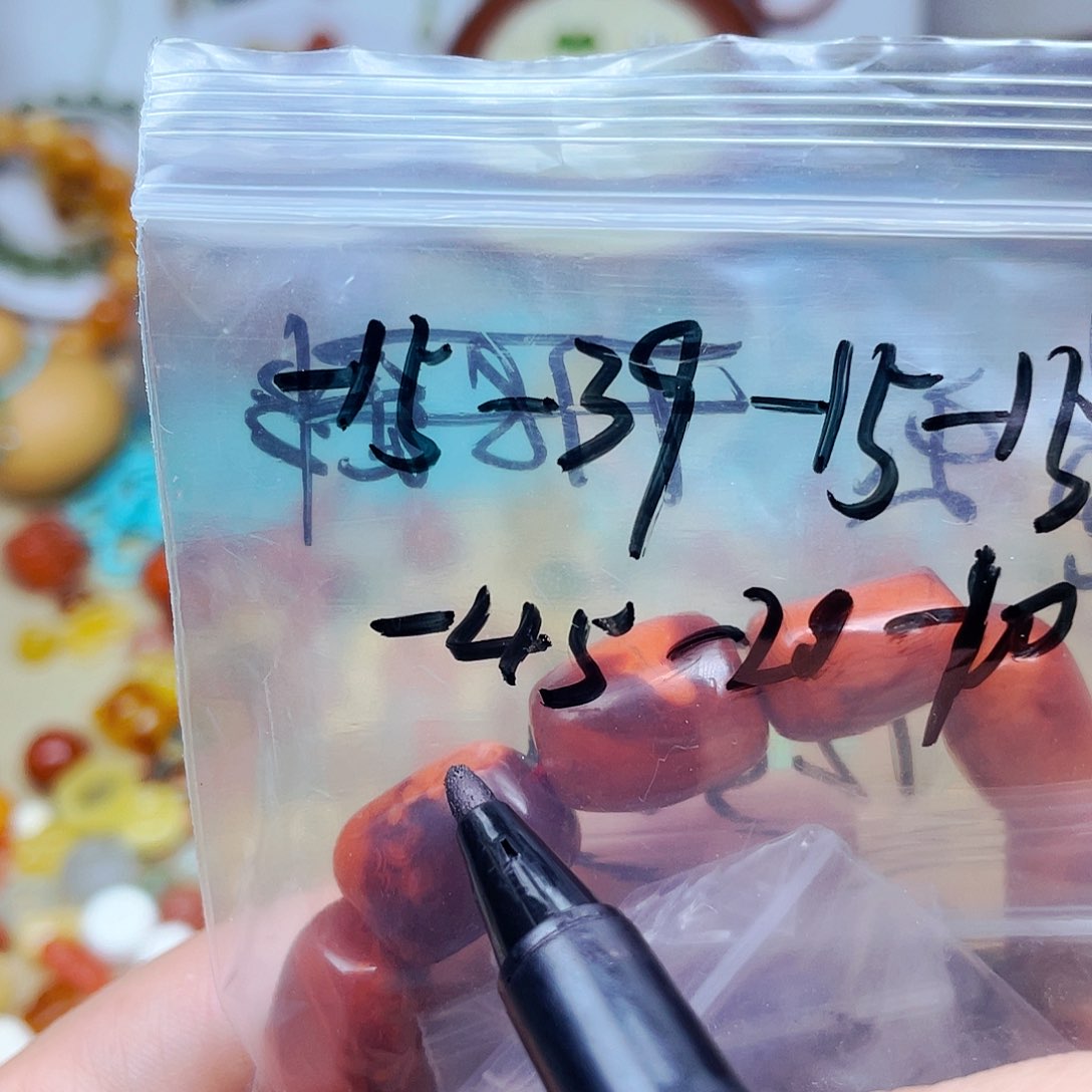 和田玉挂件未镶嵌P****y订制