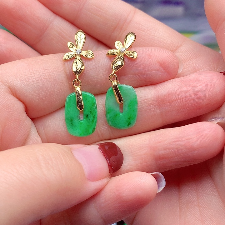 翡翠颈饰银S925镶嵌翡翠