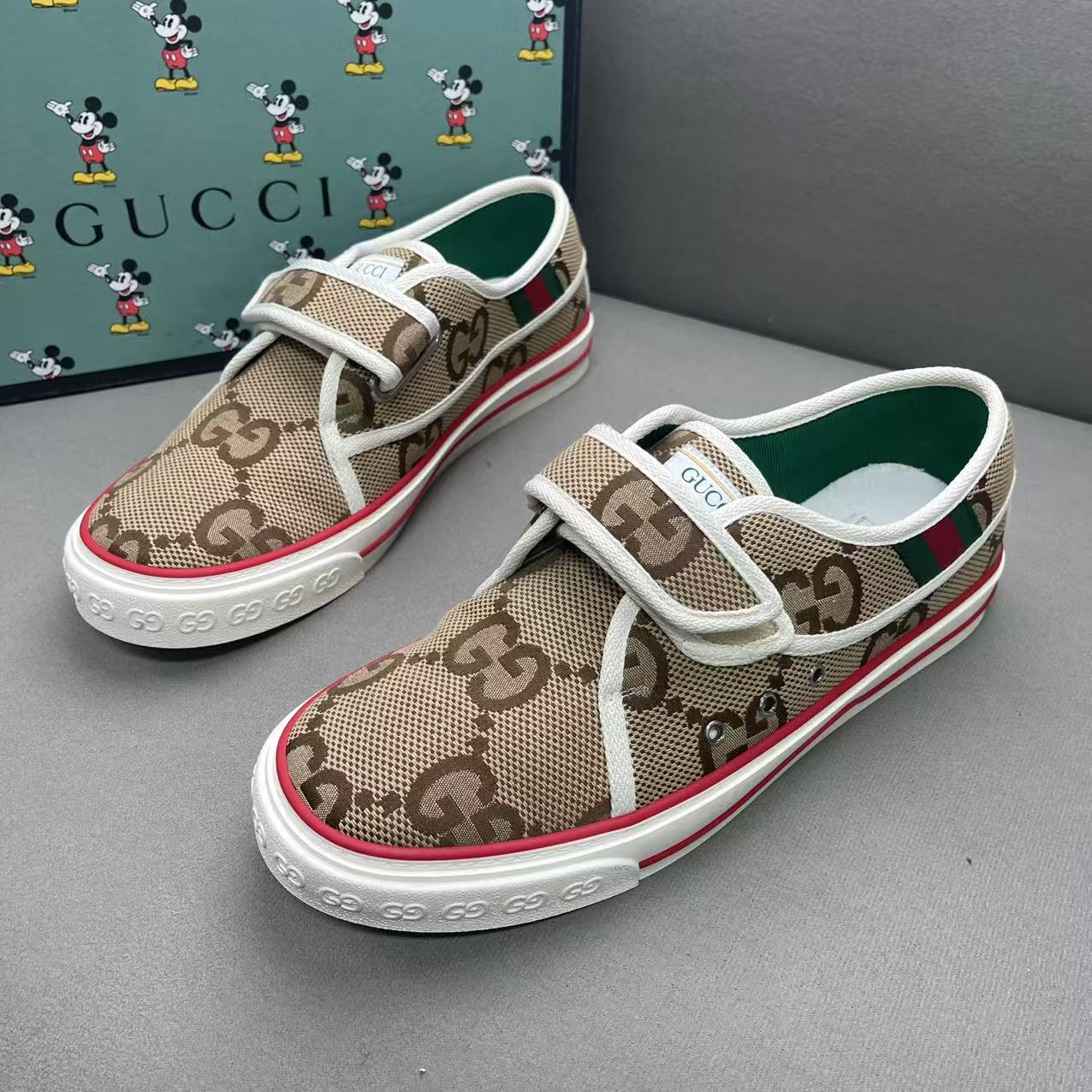 全新未使用 GUCCI/古驰 乌木色双G互扣老花魔术贴1977板鞋 41码