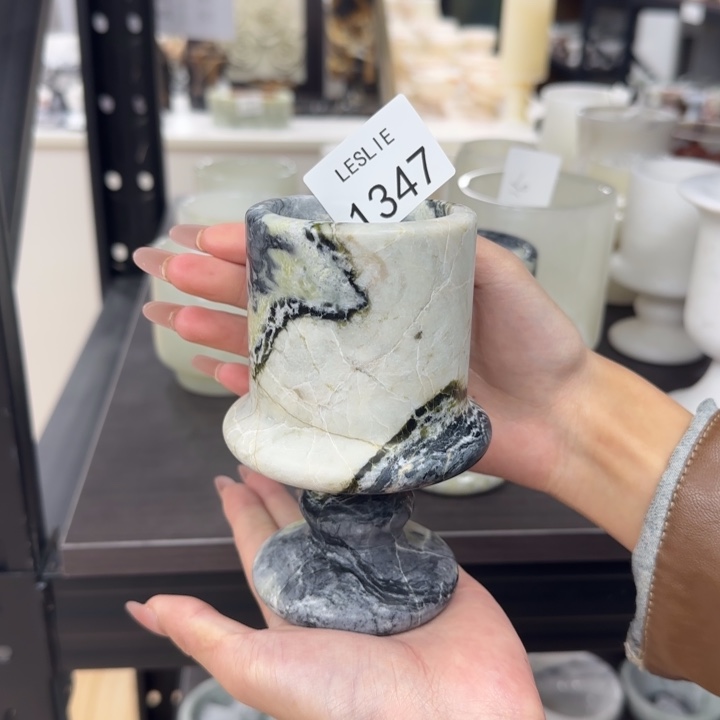 X1347.         罐蜡 味道自选