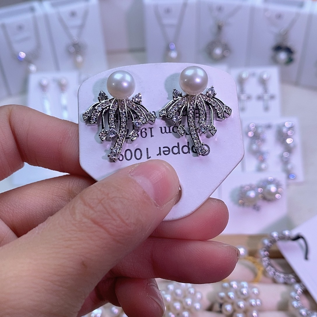 耳饰淡水珍珠未镶嵌