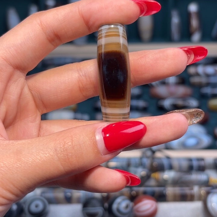 摸***后玛瑙/玉髓合金珠宝奇石