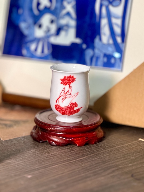景德镇纯手工手绘佛手莲花凯恩杯
