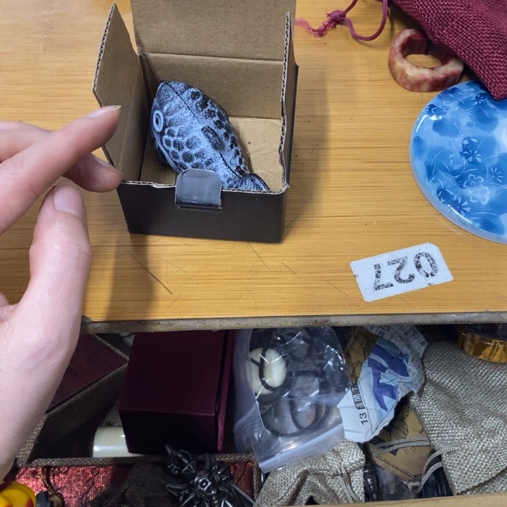 摆件中古工艺品一件