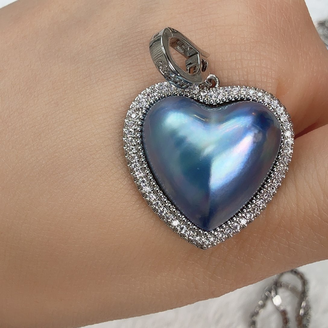 颈饰未镶嵌拼合珍珠（马贝珠）