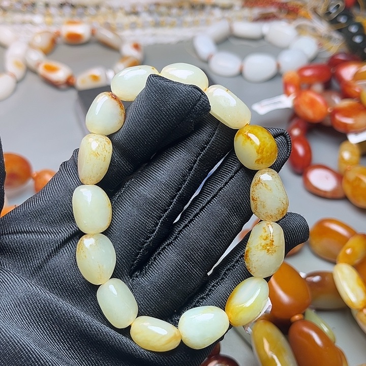 和田玉未镶嵌手链