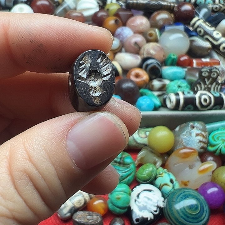 铭***族玛瑙/玉髓未镶嵌颈饰