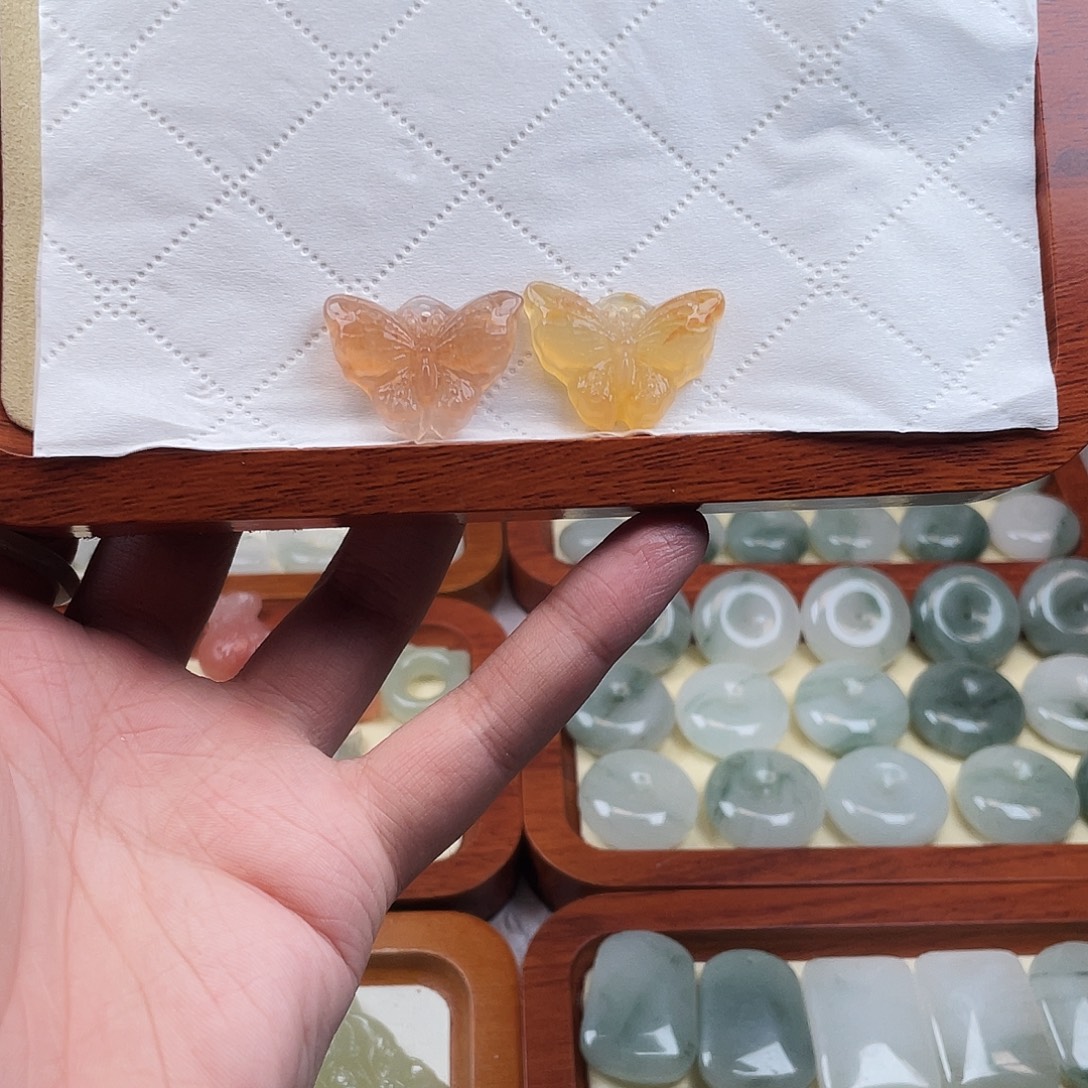 S***u玛瑙/玉髓未镶嵌颈饰