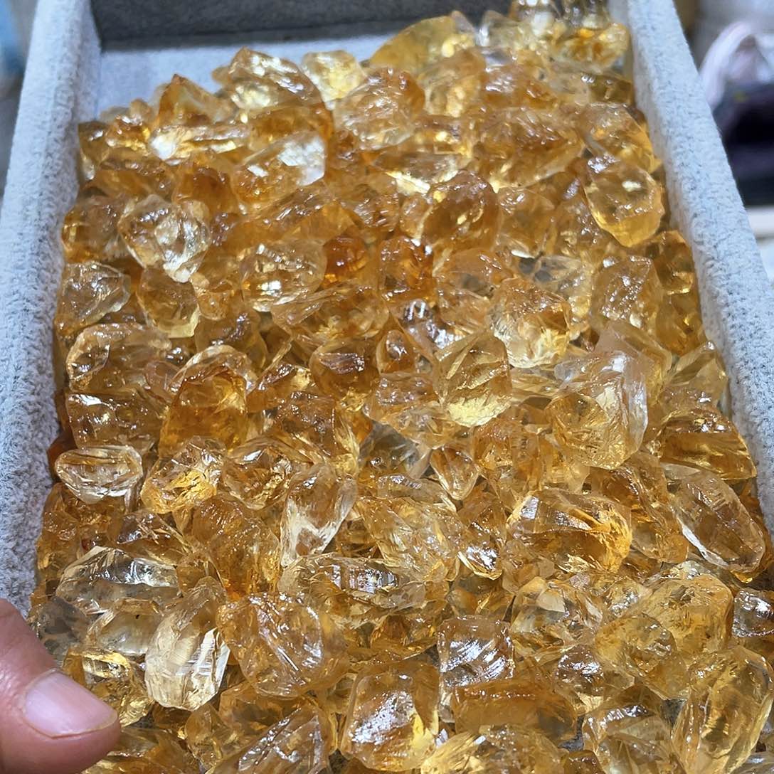 水晶摆件……未镶嵌10g