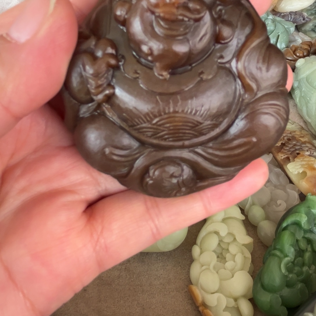 和田玉（糖玉）未镶嵌挂件