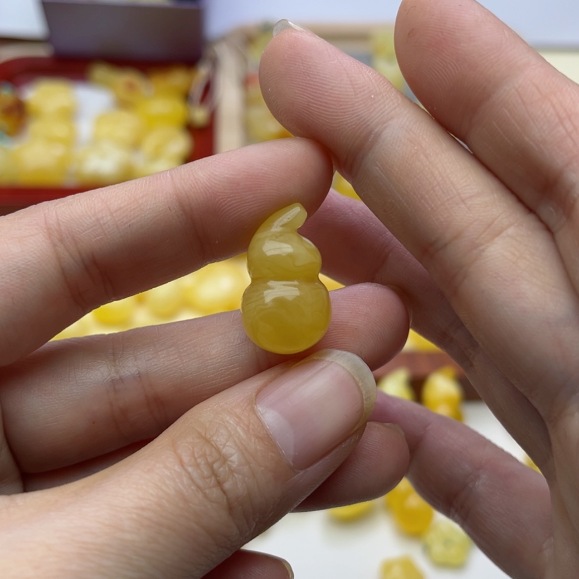 【闪购商品】蜜蜡裸石未镶嵌配饰