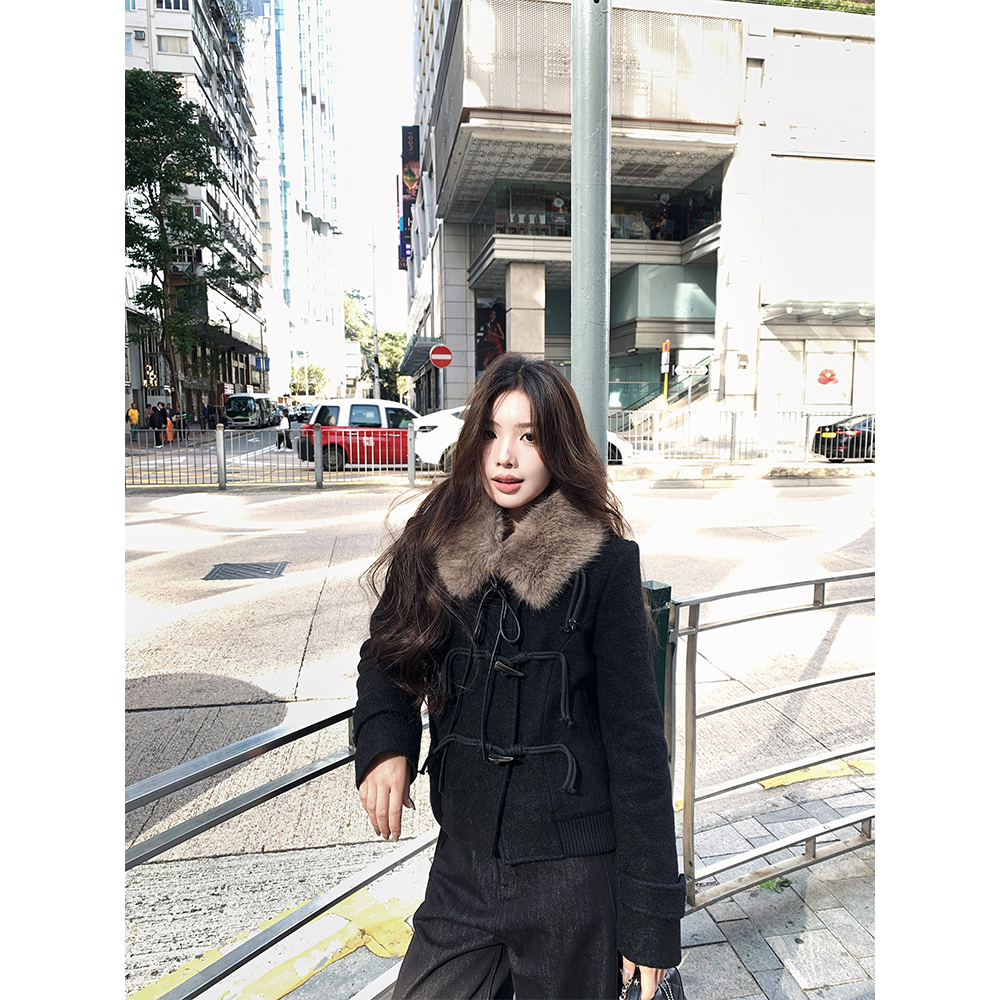 【芬兰雪夜】秋冬混纺牛角扣毛领外套上衣女23637#