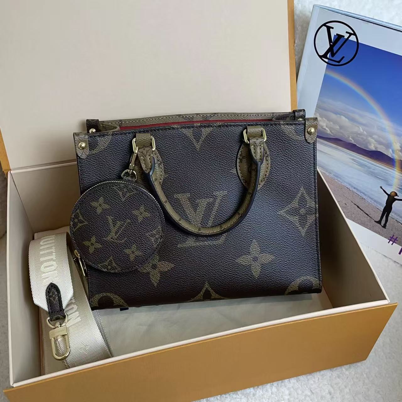 99新 LouisVuitton/路易威登 onthego小/40834714/12期/代卖服务