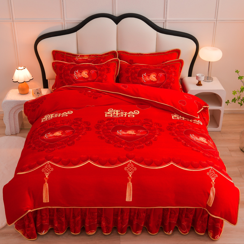 秋冬牛奶绒四件套加厚保暖双面绒被罩床裙款大红婚庆家纺床上用品