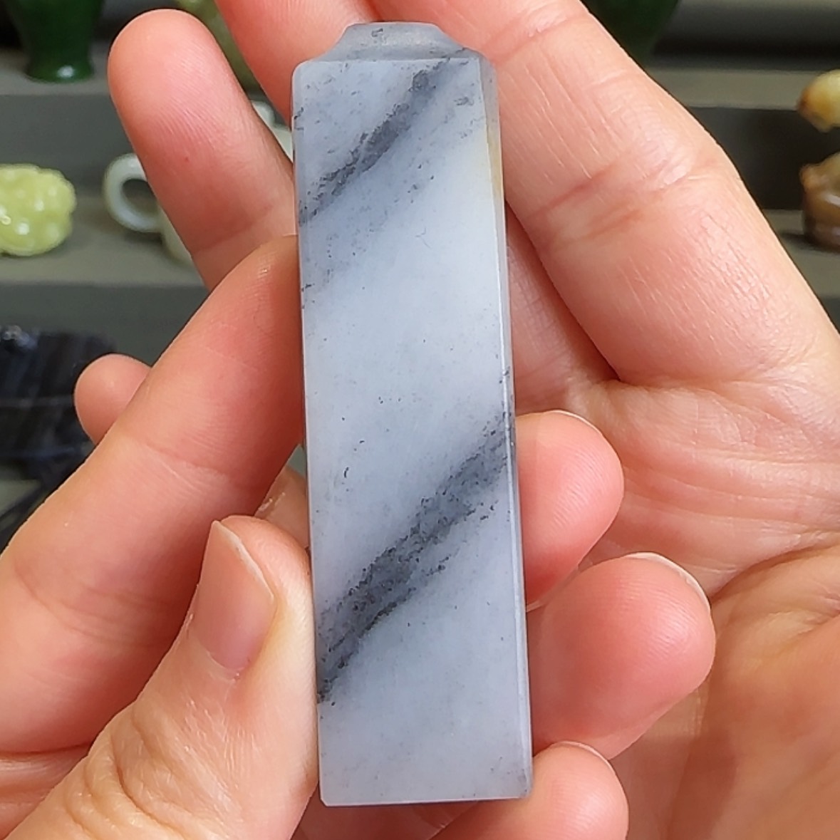 【闪购商品】和田玉挂件未镶嵌有**?