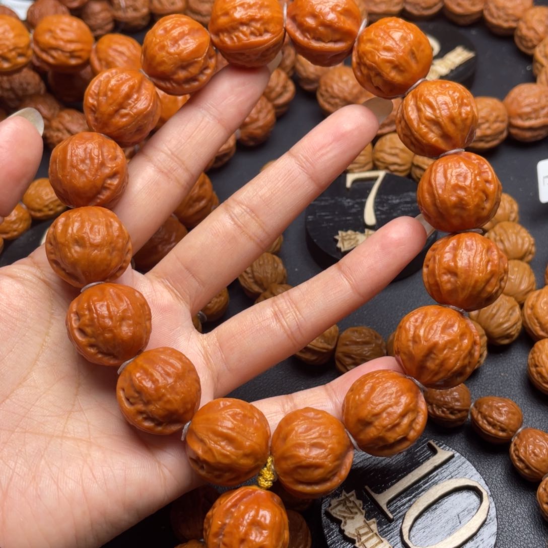 文玩核桃手串驭**风元宝111