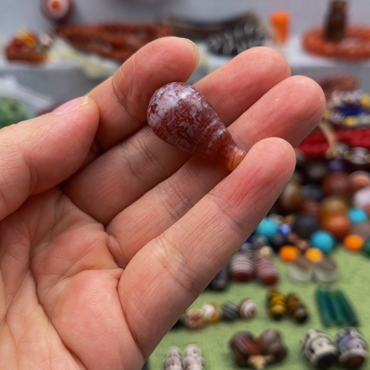 合金颈饰玛瑙/玉髓