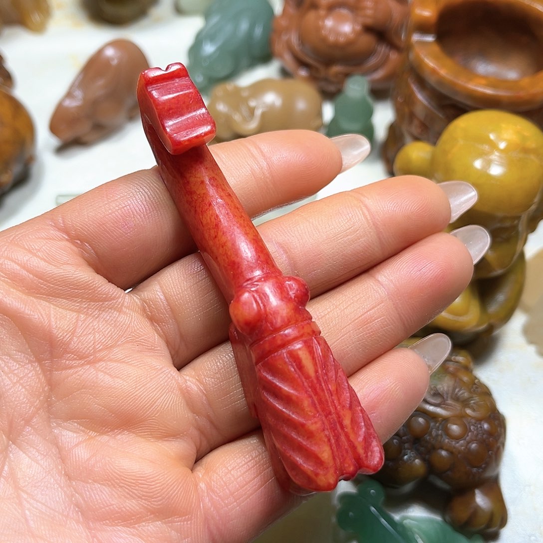 白玉菩提吊坠白玉菩提吊坠