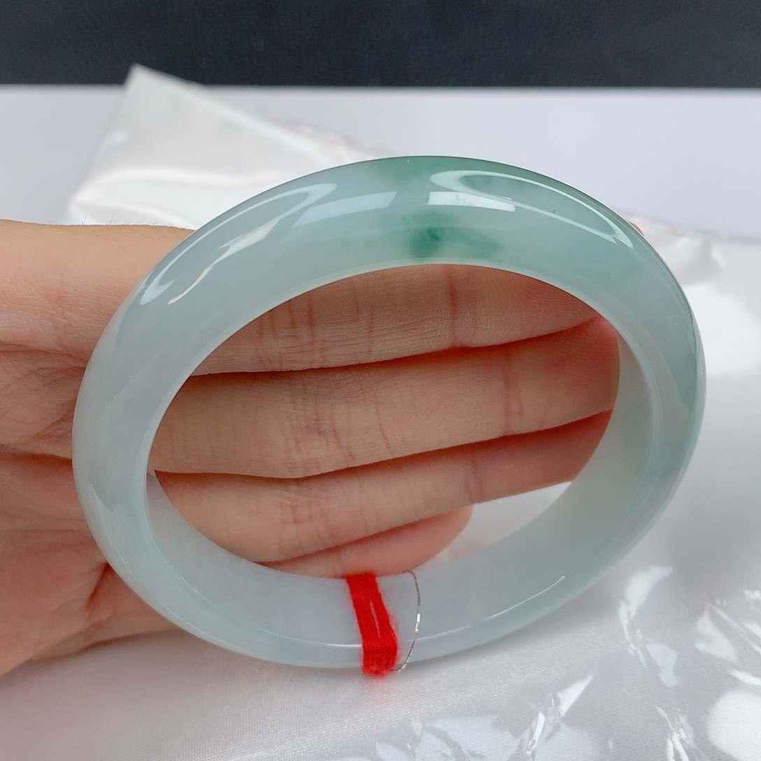 翡翠手镯未镶嵌58.7正圈清秀耐看