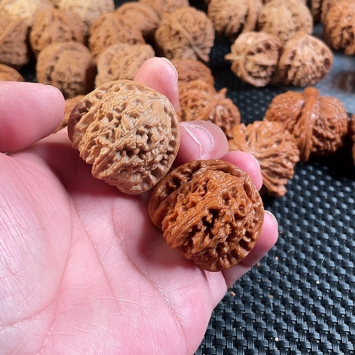 烟***把件文玩核桃三角白39