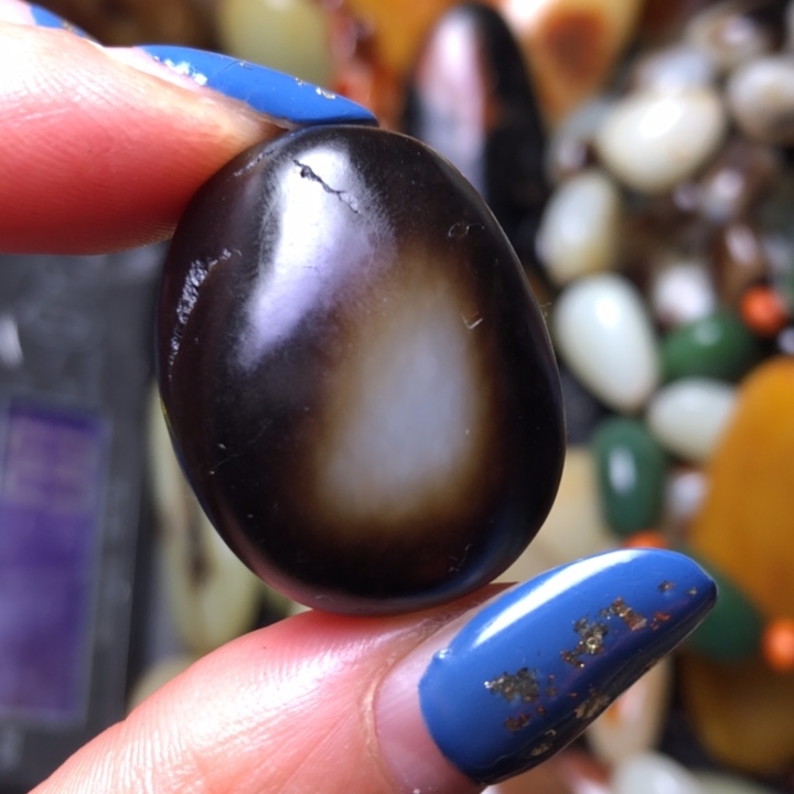 和田玉（翠青玉）未镶嵌珠宝奇石