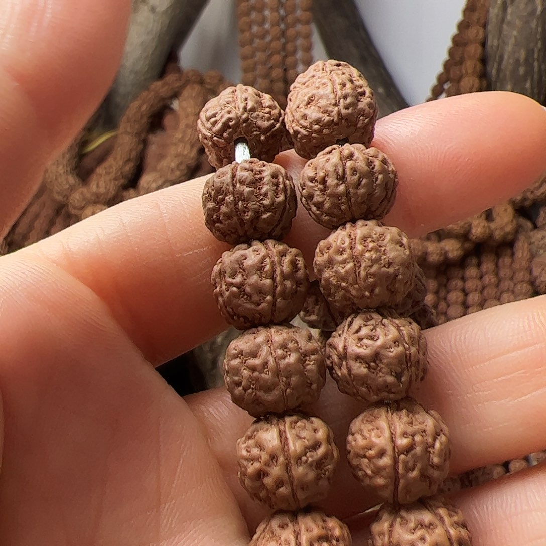 你***、金刚菩提吊坠不是纯血老树王，批发价，不退不换