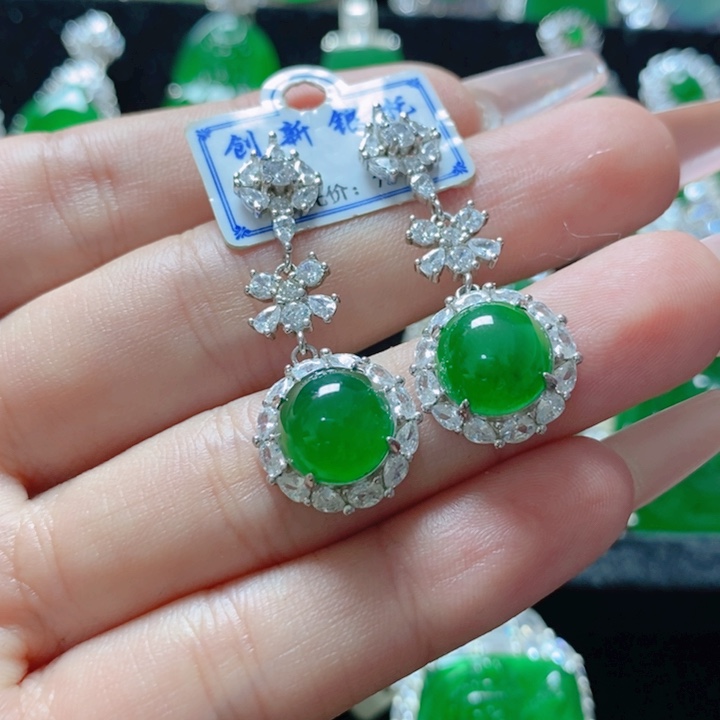 翡翠颈饰银S925镶嵌              