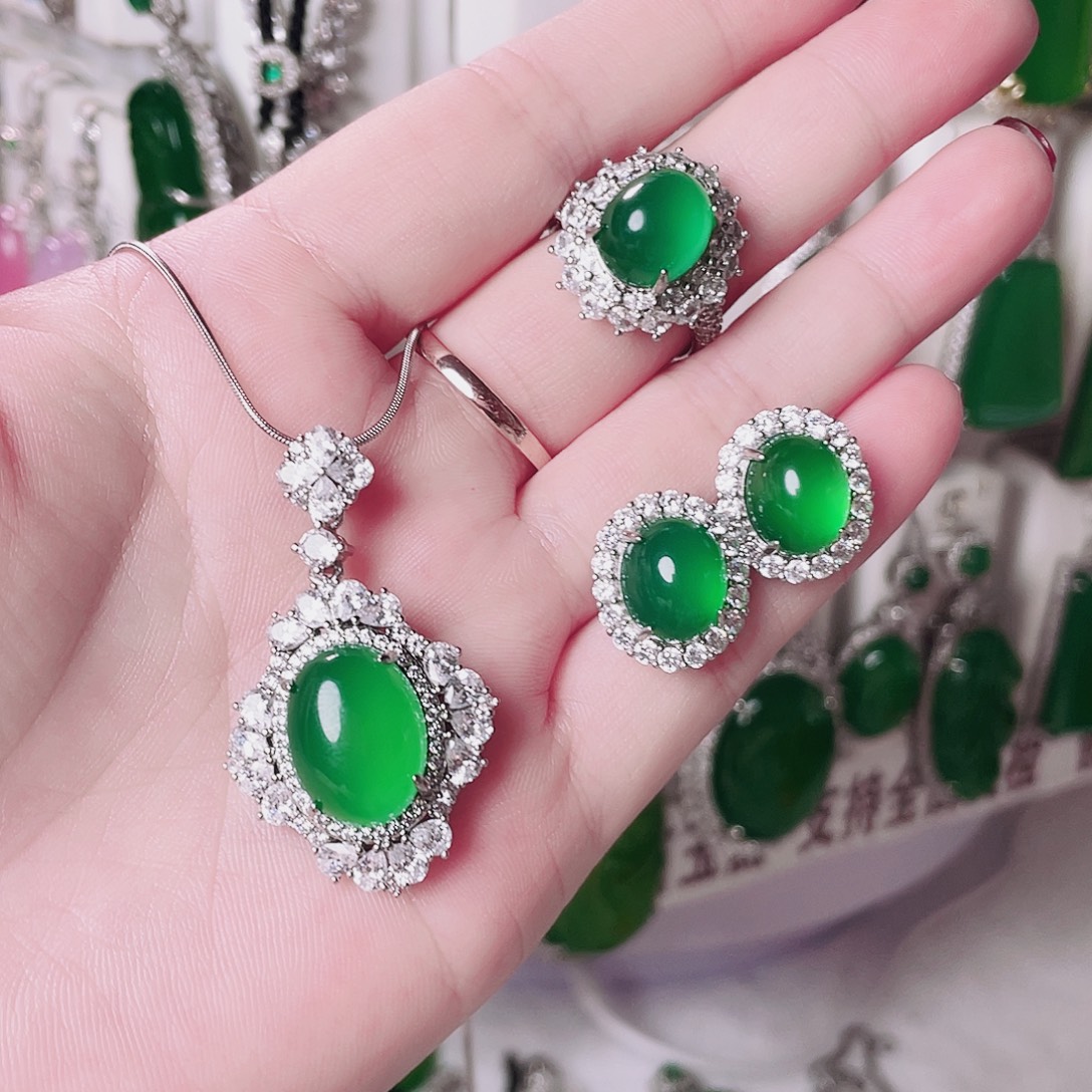 玛瑙/玉髓未镶嵌颈饰