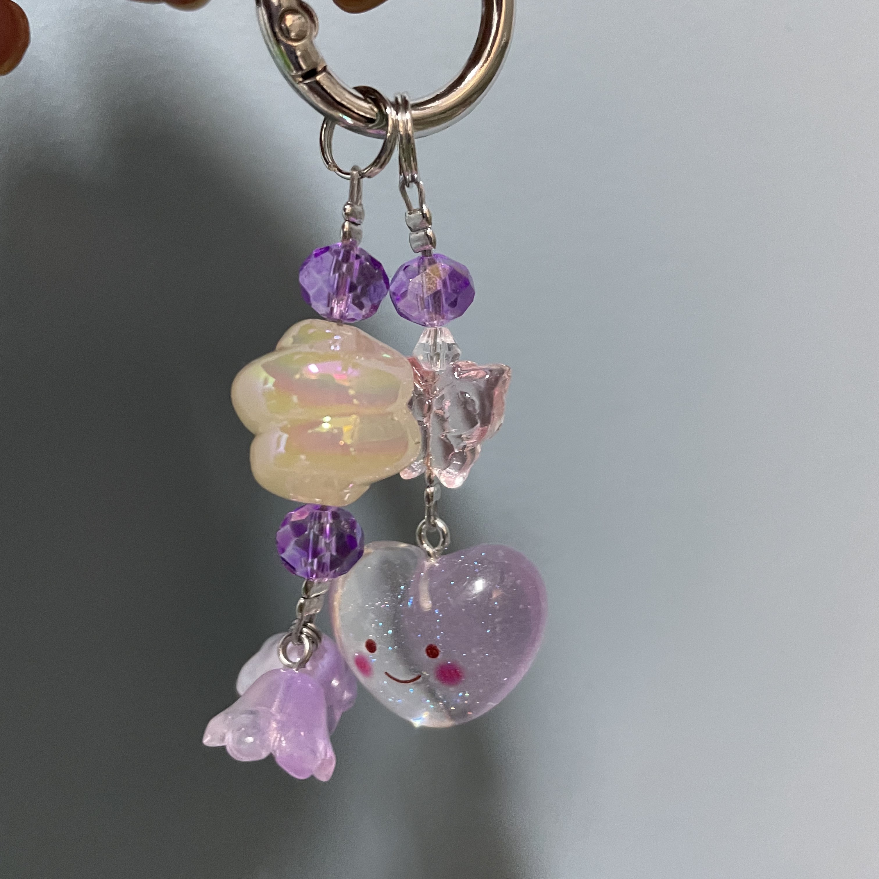 紫色细闪夜光爱心手机坠D414