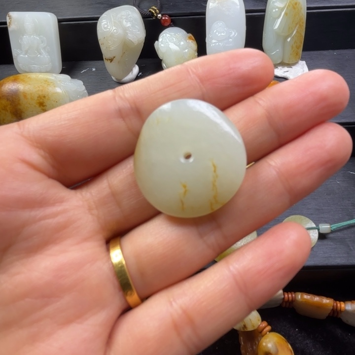 和田玉吊坠(不含链)未镶嵌