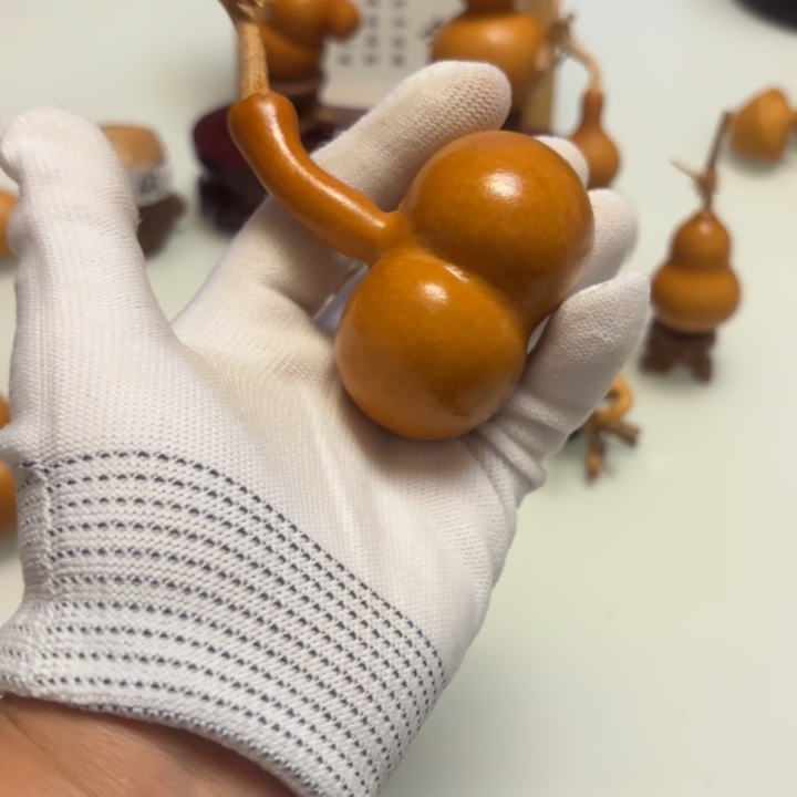 用***8天然手捻老皮葫芦