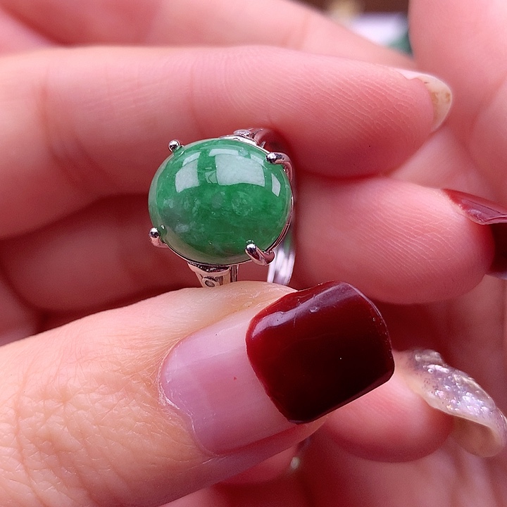 翡翠颈饰银S925镶嵌翡翠