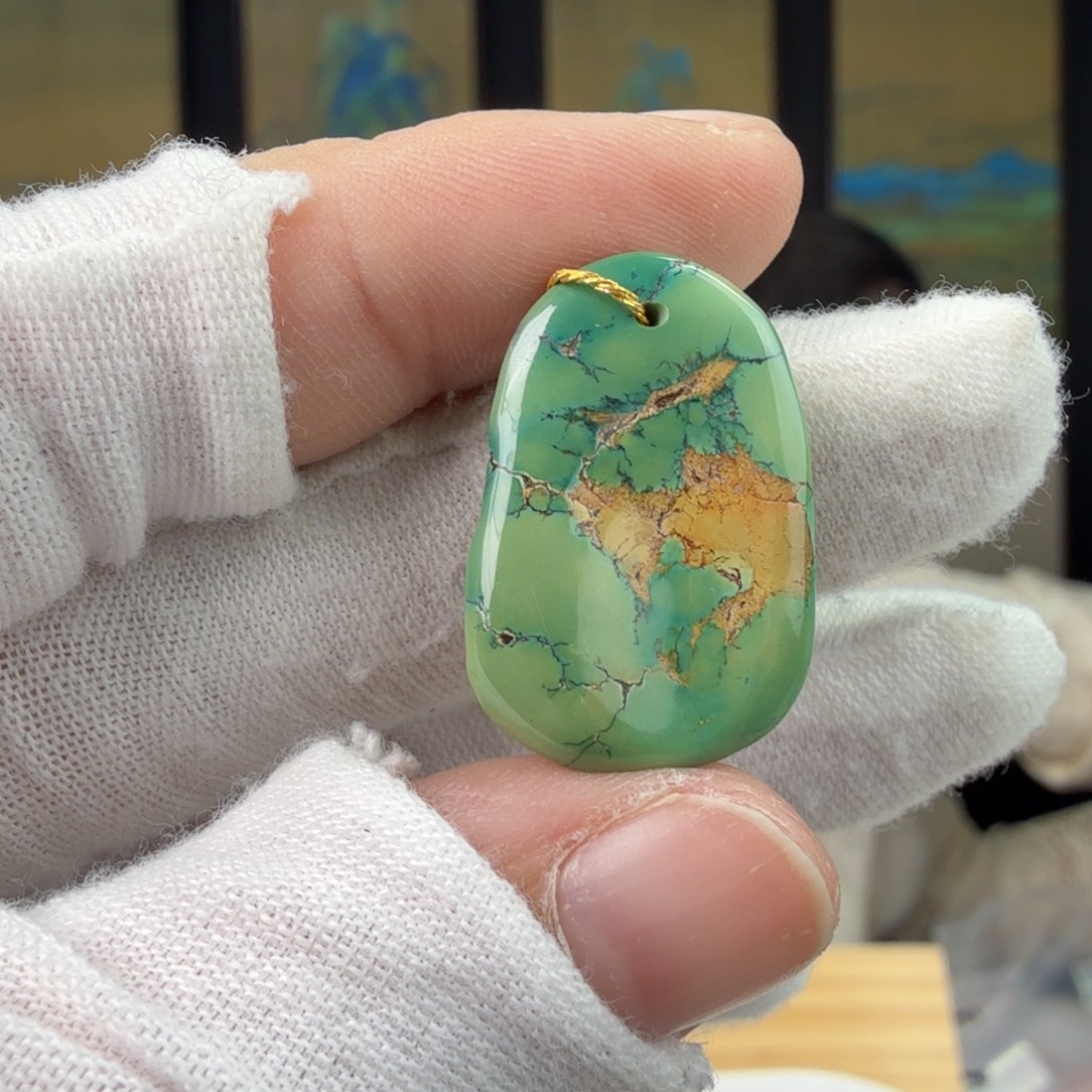 绿松石未镶嵌珠宝奇石