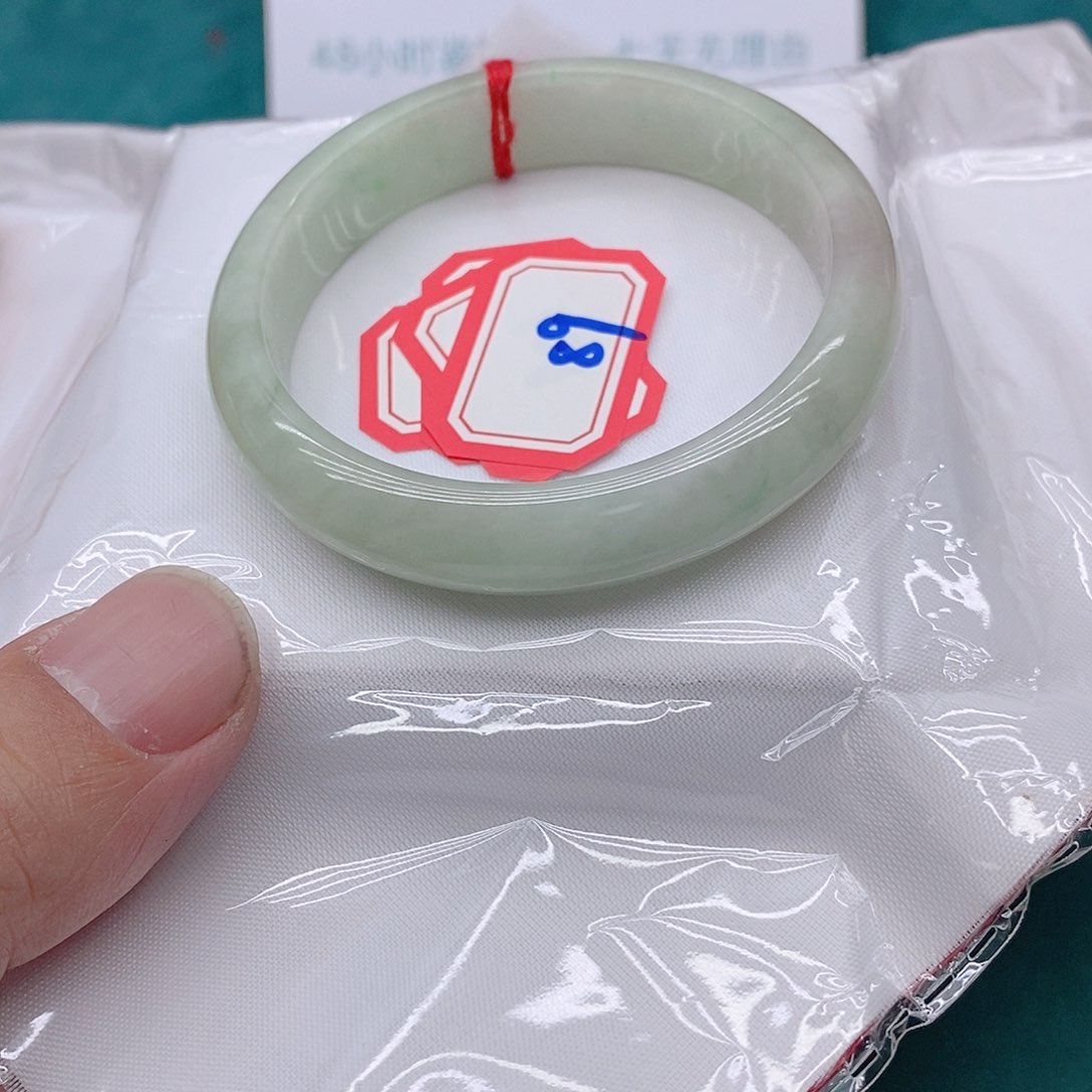 翡翠手镯未镶嵌五*899999999