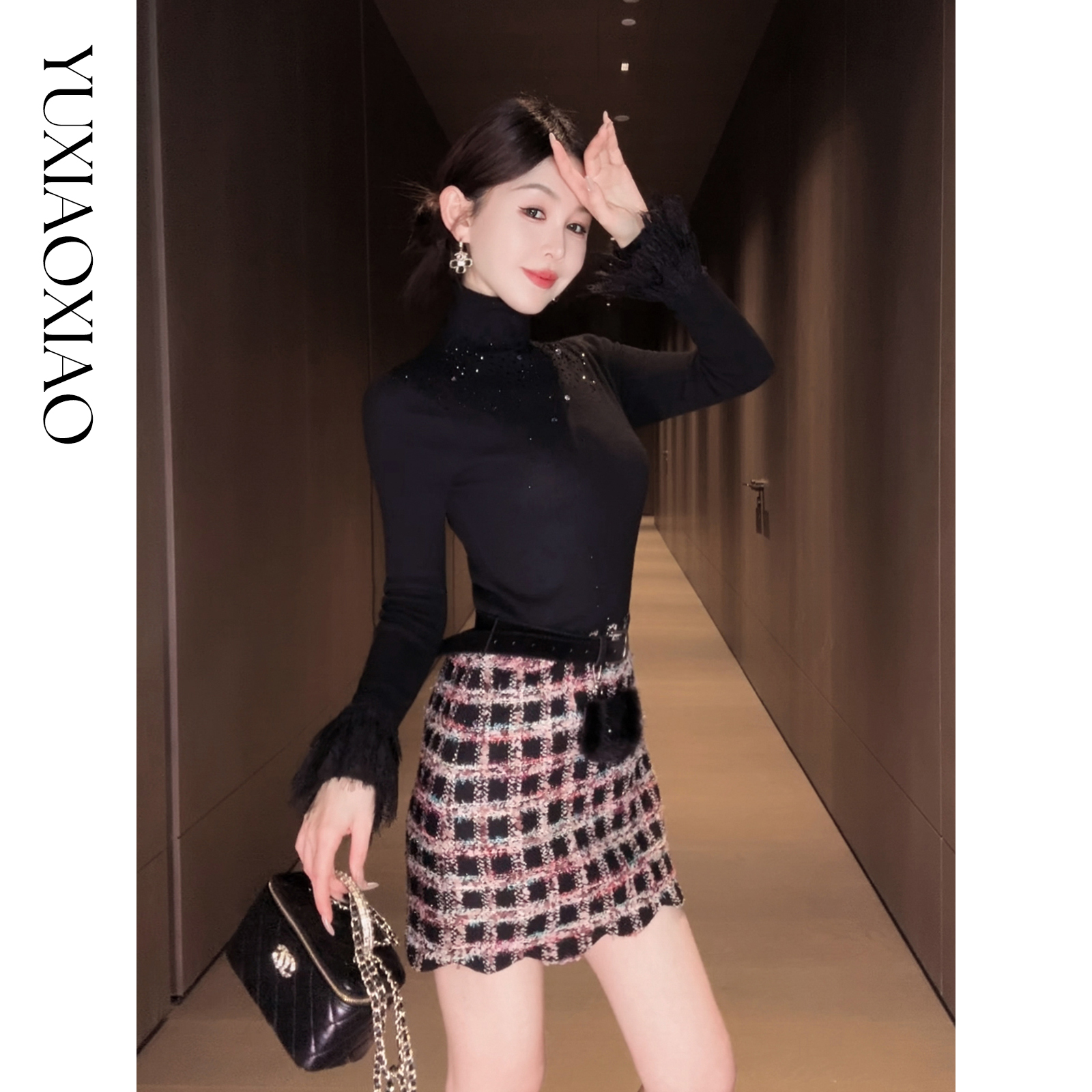 余潇潇【缪斯星辰】含绵羊毛高领烫钻修身针织拼接小香短裙连衣裙