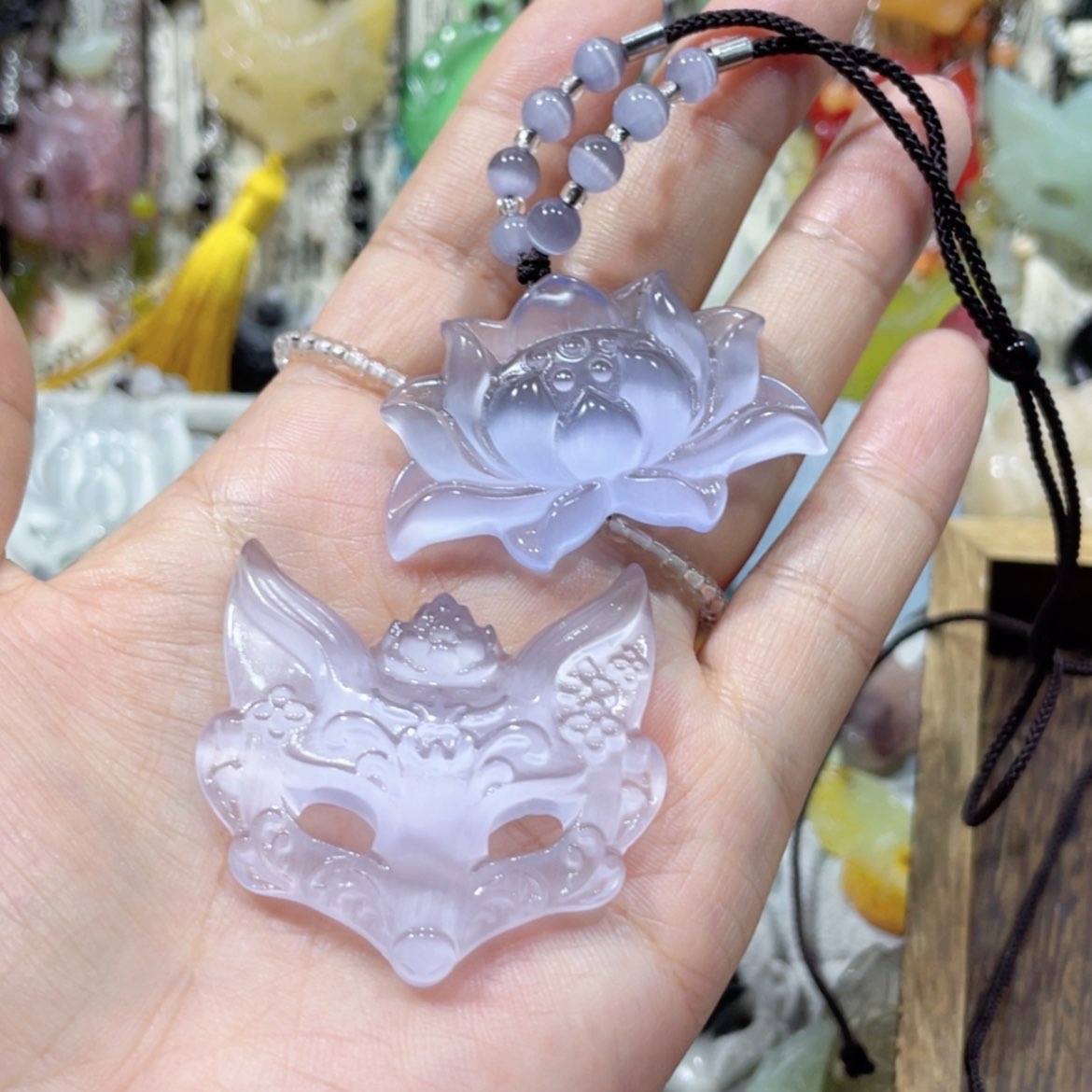 【闪购商品】未镶嵌岫玉颈饰烧****两25手牌