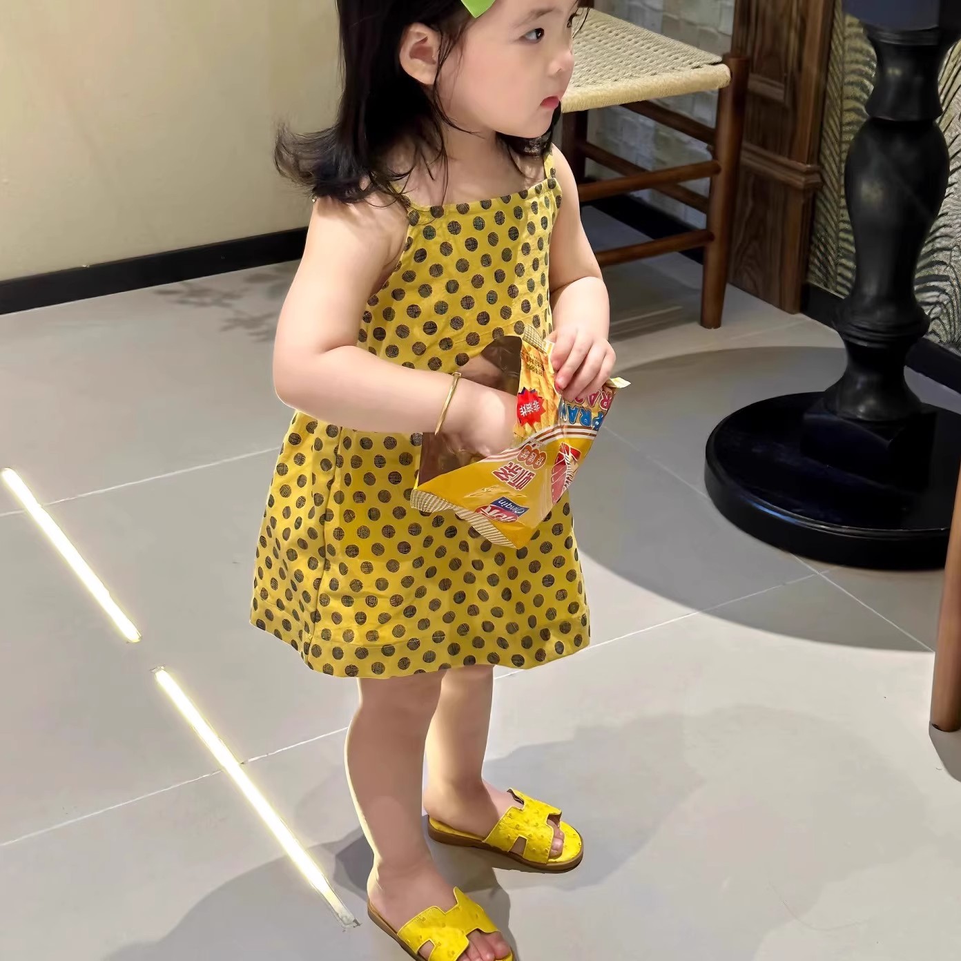 女童连衣裙夏款2025新品韩版童装洋气时髦波点吊带裙宝宝背心裙子