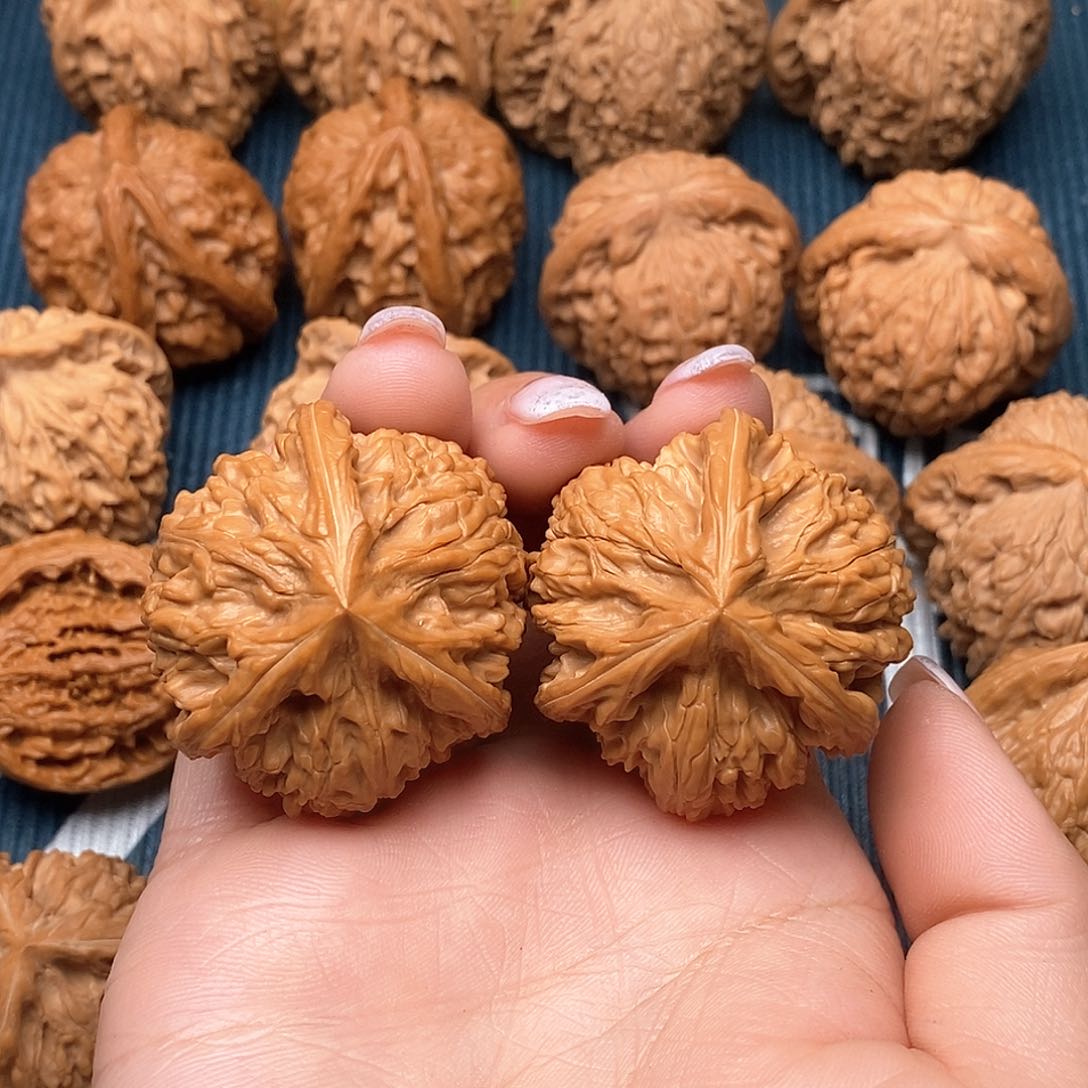 文玩核桃吊坠-玉龙39