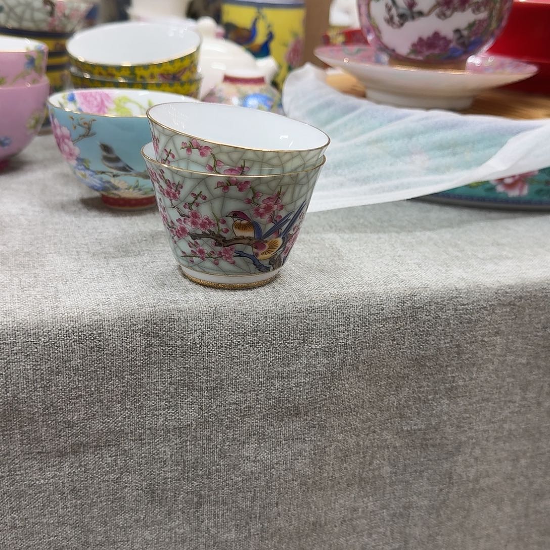 妮***2个喜上眉梢开片杯组合