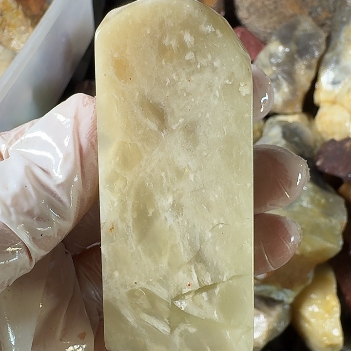 燎***人寿山石寿山石的颜色