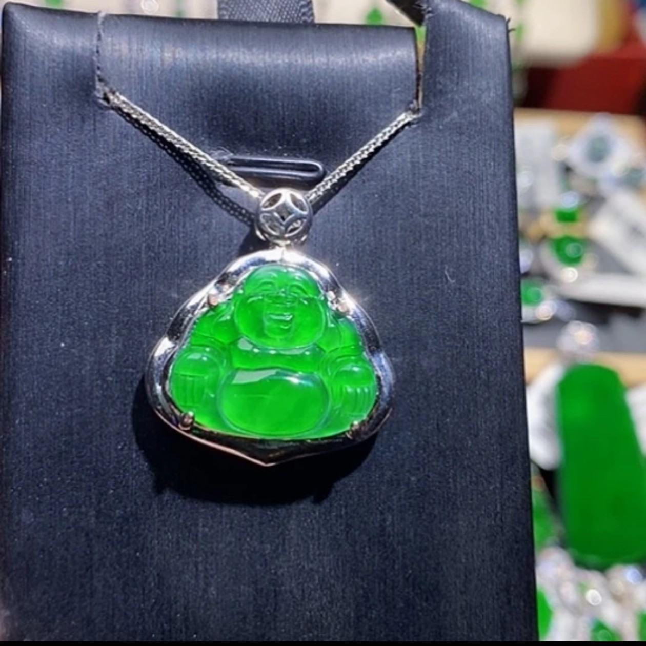 天然A货翡翠冰阳吊坠