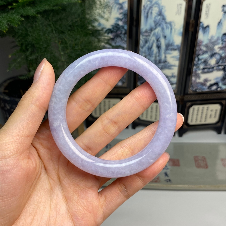 56老种紫罗兰满色飘绿圆条手镯 天然翡翠A货手镯