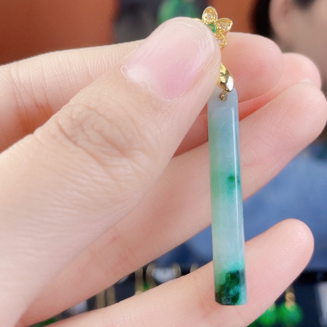 翡翠未镶嵌耳饰饰品