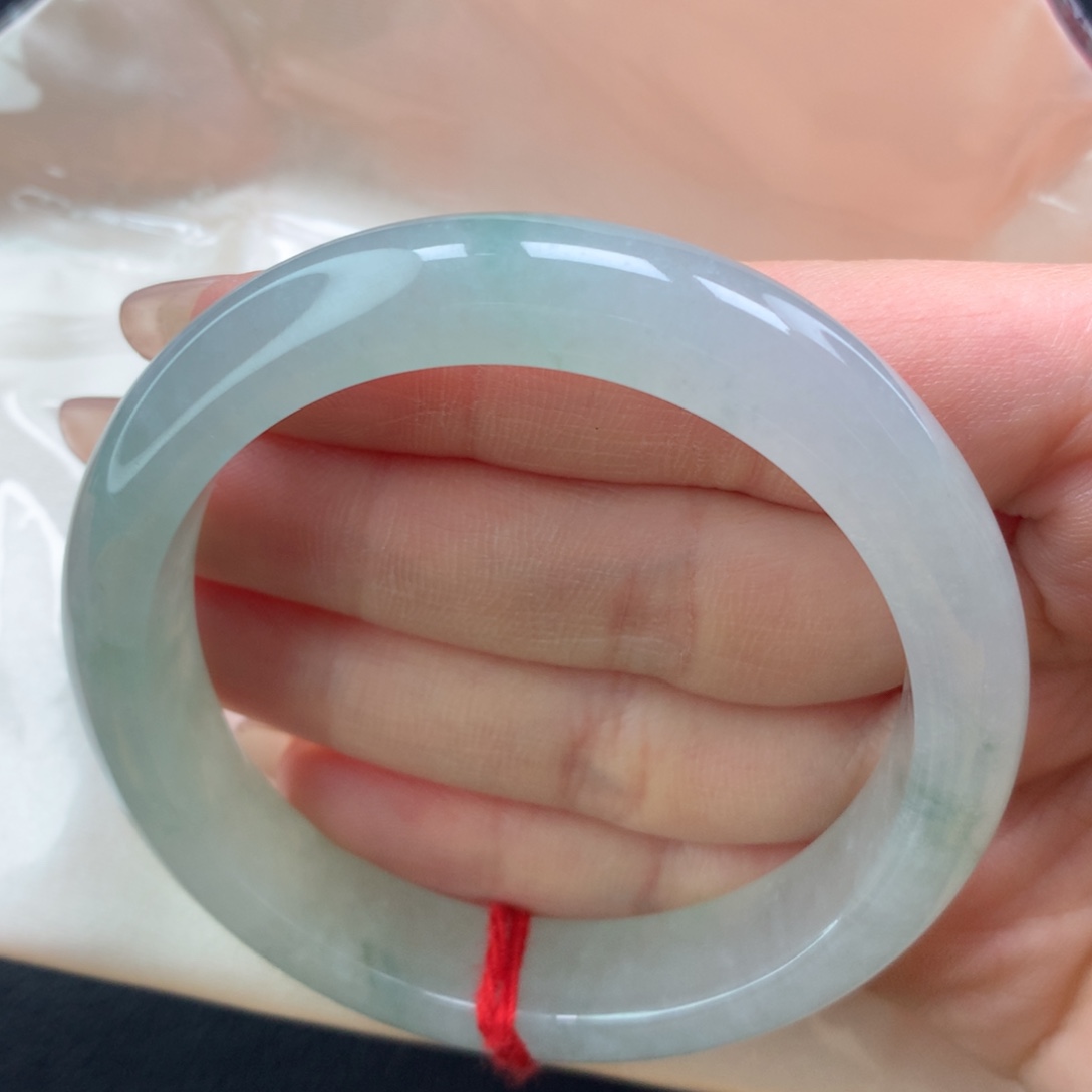 翡翠手镯未镶嵌（62号)