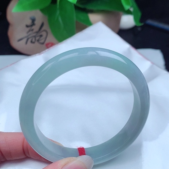 翡翠手镯未镶嵌       正圈57